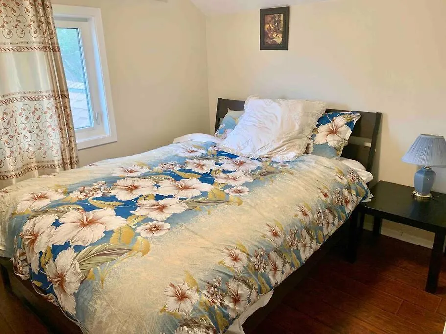 New & Cozy Niagara Getaway. 7 Mins From The Falls 0*, Niagara Falls Canada